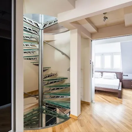 Golden Apartments-old Town-piw31/33 Warsaw